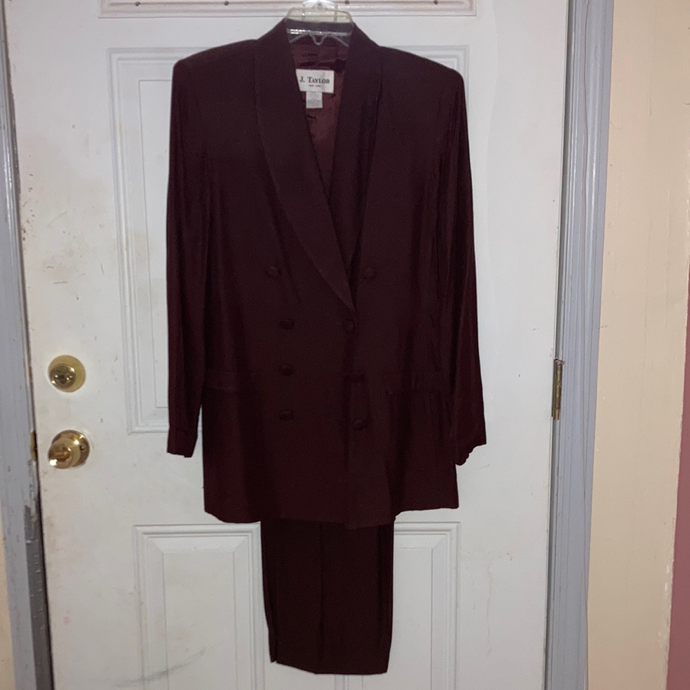 A Burgundy women’s suite. Size 12